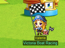 Valerie am Victoria-Boat-Racing-Eingang mit Zielflagge